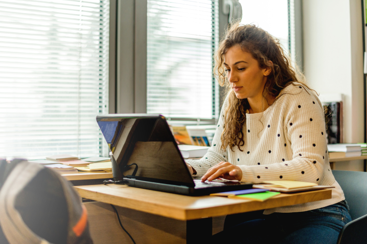 Services for Parents and Carers - Woman attending an online support group